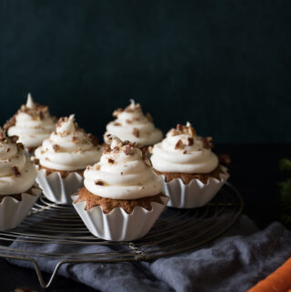 carrot cake cupcakes with cream cheese frosting